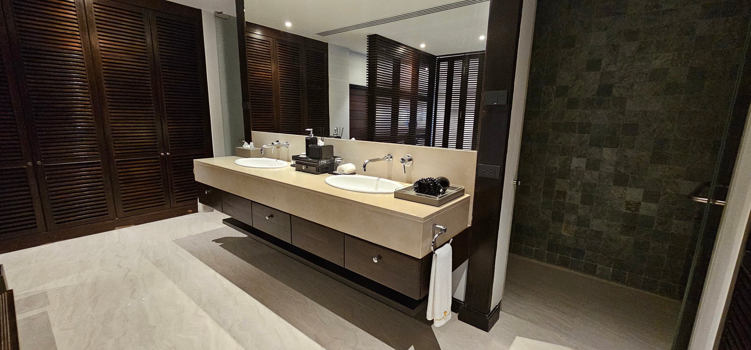 Ванная комната с ванной