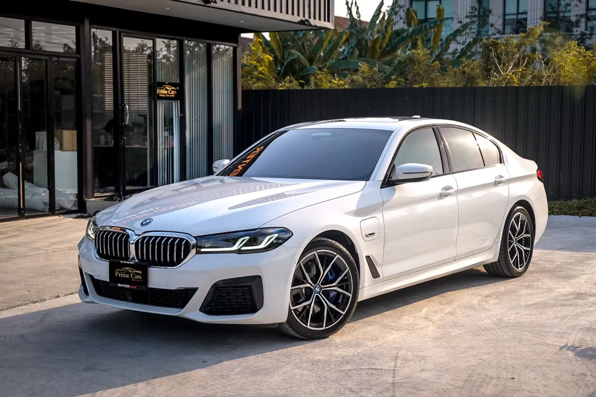 BMW 5 серии 530e
